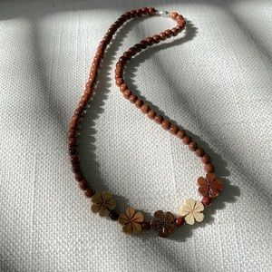 Vintage Tropical Wooden Curved Flowers Beads Necklace Trucker Various Tone Beach